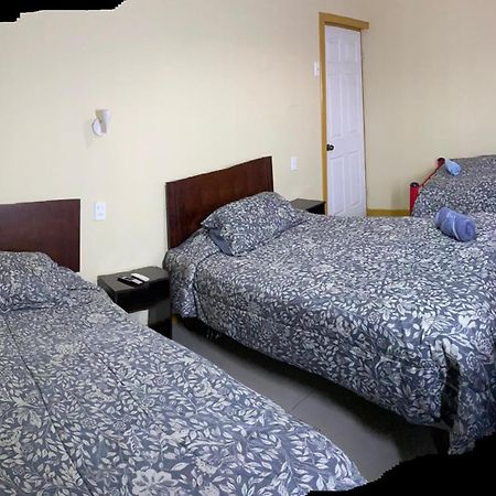 Hostal Beatriz Taltal Bagian luar foto