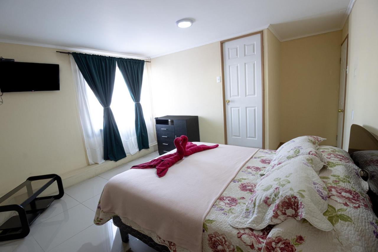 Hostal Beatriz Taltal Bagian luar foto