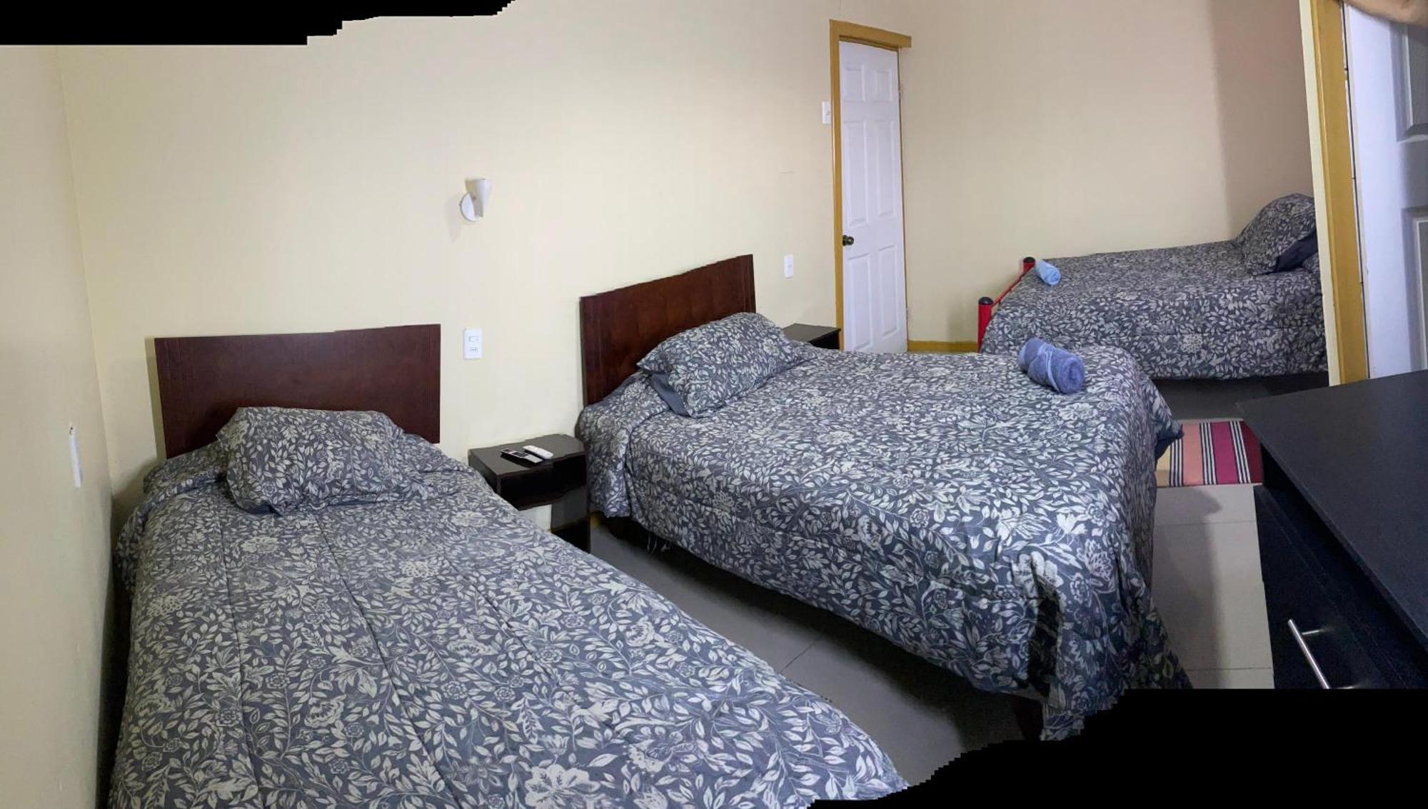 Hostal Beatriz Taltal Bagian luar foto