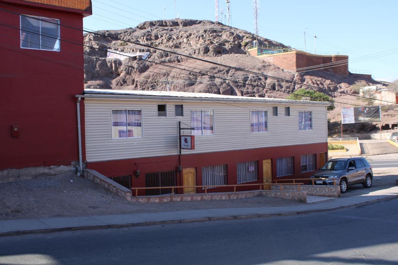 Hostal Beatriz Taltal Bagian luar foto